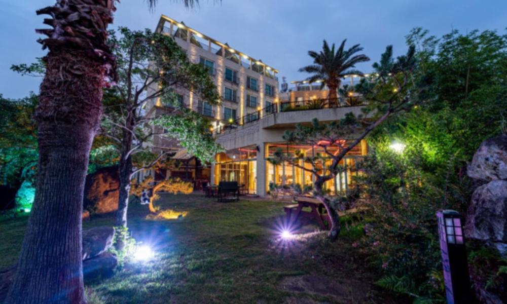 Aurora Hotel Jeju Exterior photo