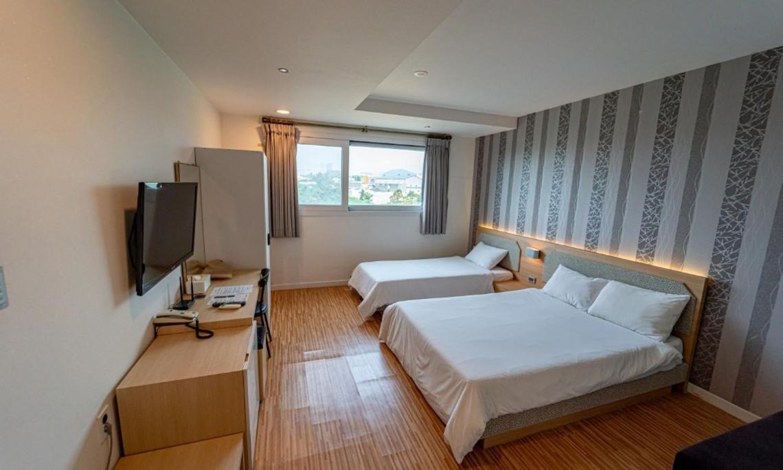 Aurora Hotel Jeju Exterior photo