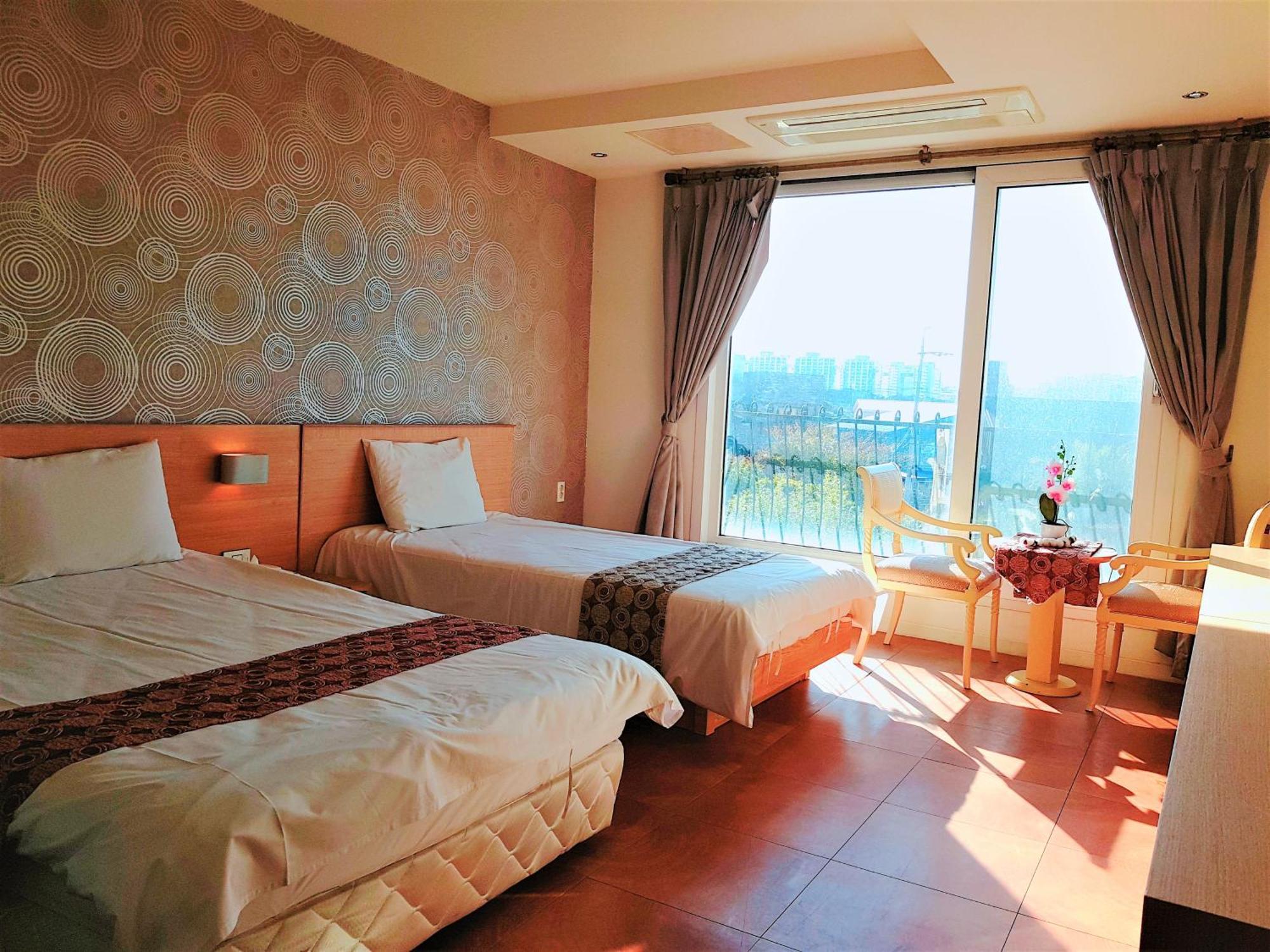 Aurora Hotel Jeju Exterior photo